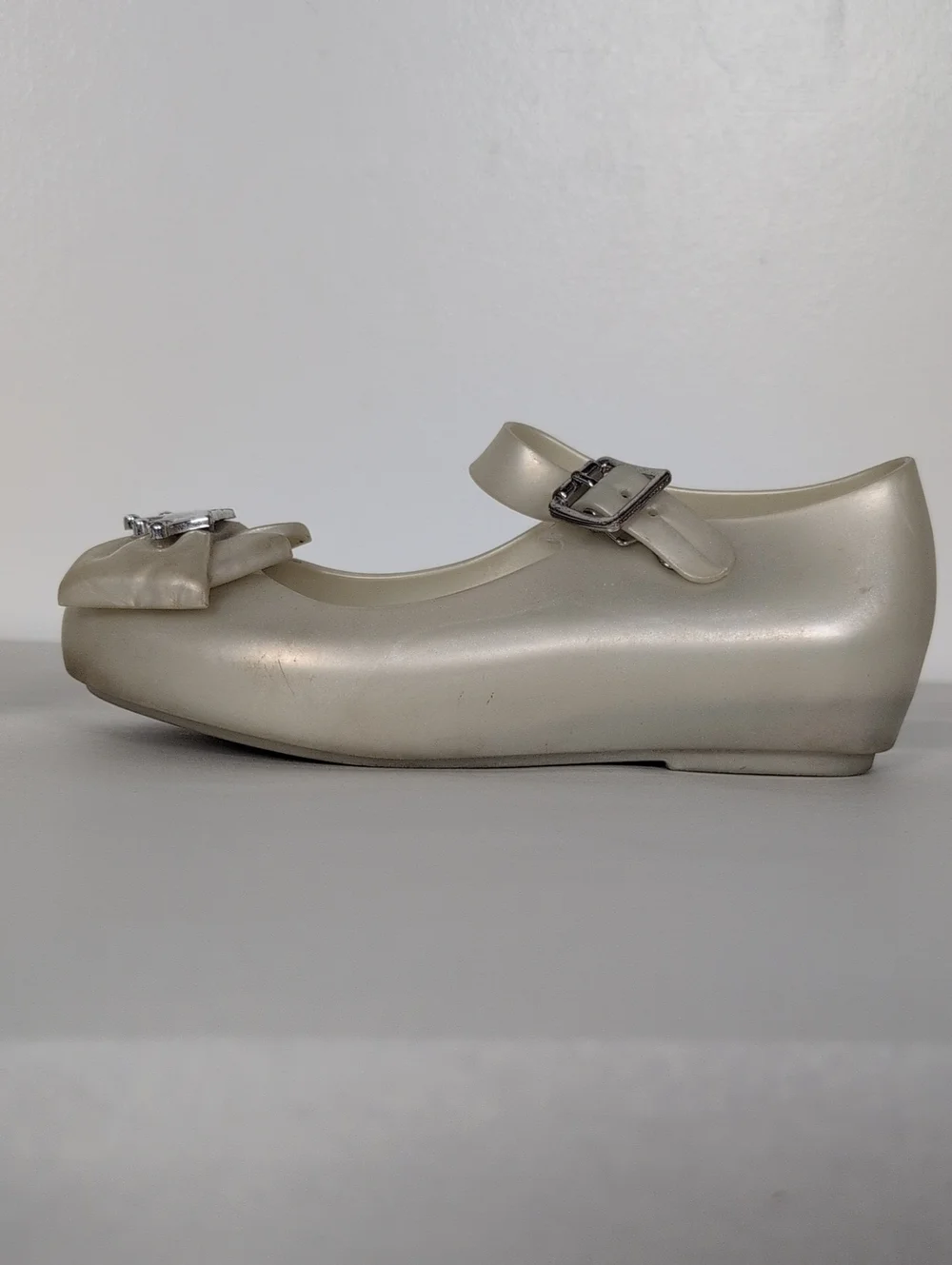 Mini Melissa Disney Ultimate Princess Celebration Crown and Bow Shoes